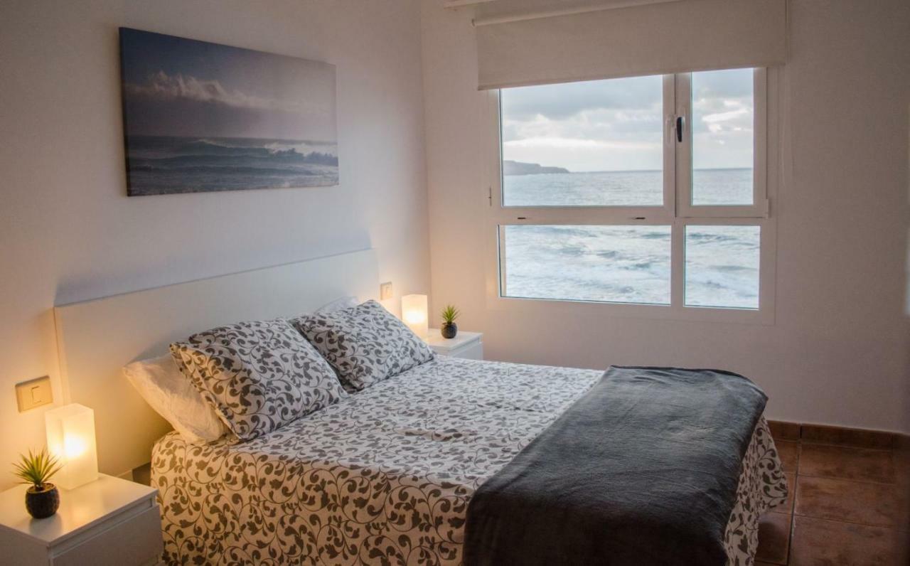 Livingtheocean & Big Terrace Apartment *